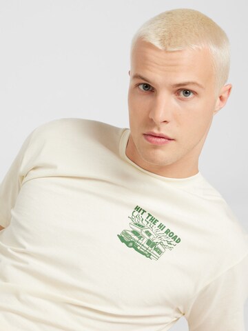 T-Shirt 'HI ROAD RV' VANS en blanc