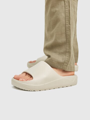 Pull&Bear Pantoletter i hvid