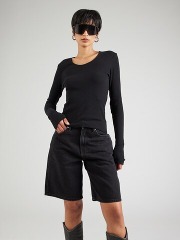 Maglietta di WEEKDAY in nero