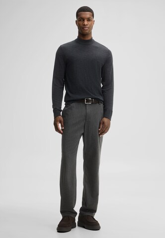 STRELLSON Regular Trousers in Grey