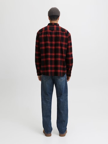 R.D.D. ROYAL DENIM DIVISION - Ajuste confortable Camisa 'RDDCHARLES' en rojo