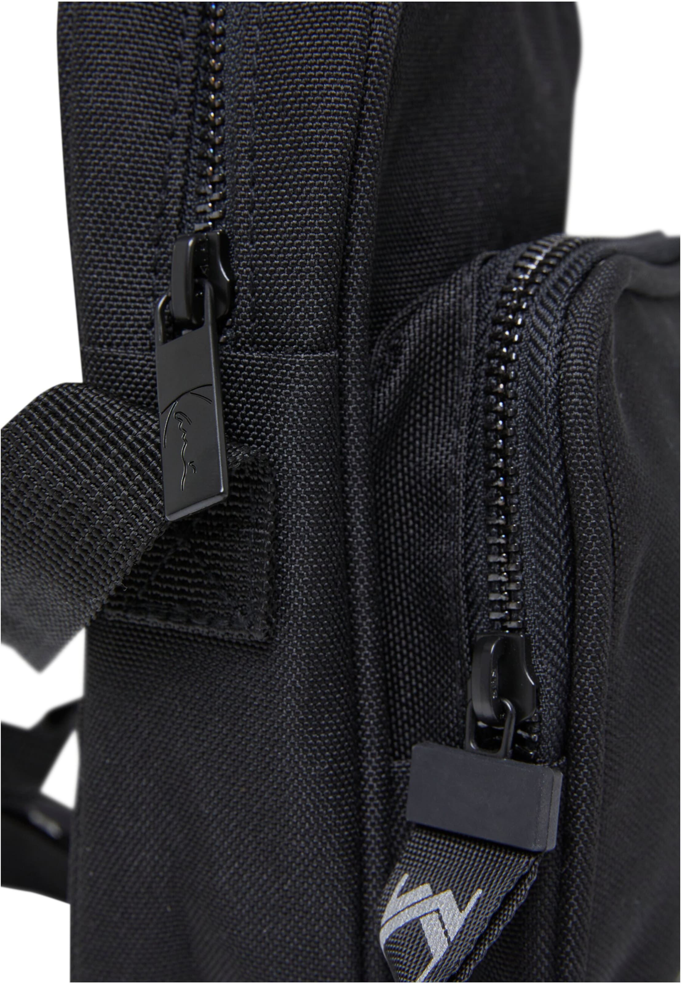 Karl Kani Gürteltasche in Schwarz