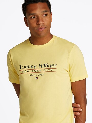 Maglietta di TOMMY HILFIGER in giallo