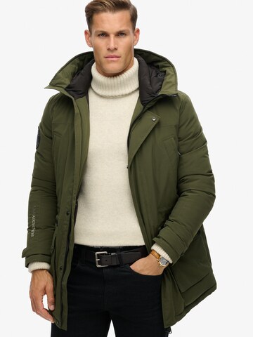 Superdry Winterparka in Groen