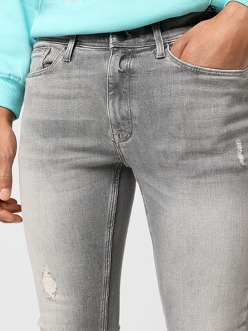 River Island Slimfit Jeans i grå