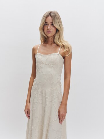 Abito di millane in beige