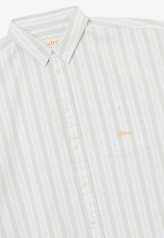 BLKVIS - Ajuste regular Camisa en verde