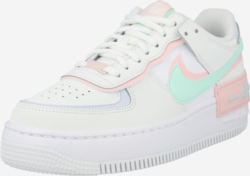 Nike Sportswear - Sapatilhas baixas 'AF1 SHADOW' em branco: frente