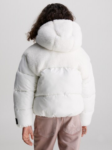 Veste d’hiver Calvin Klein Jeans en blanc