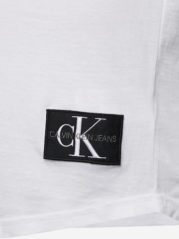 Tricou de la Calvin Klein Jeans Plus pe alb