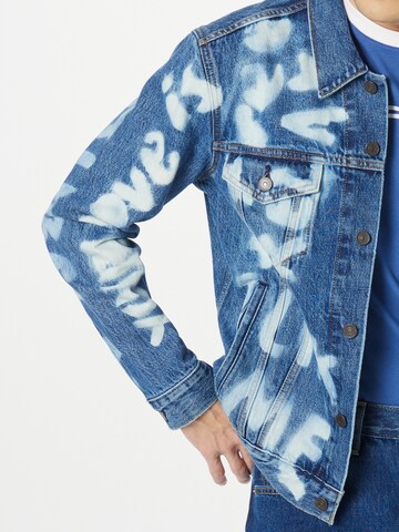 LEVI'S ® Overgangsjakke 'The Trucker Jacket' i blå