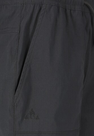 Whistler Regular Shorts 'Portus jr.' in Schwarz