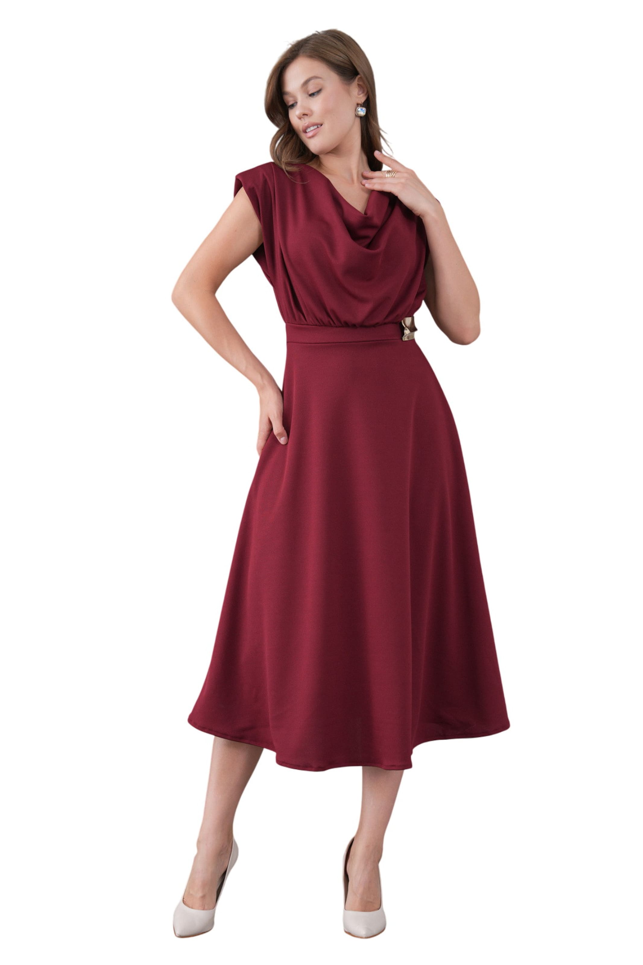 WOMAN VISION Dress in Red: front