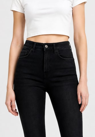 Elara Skinny Jeans in Schwarz