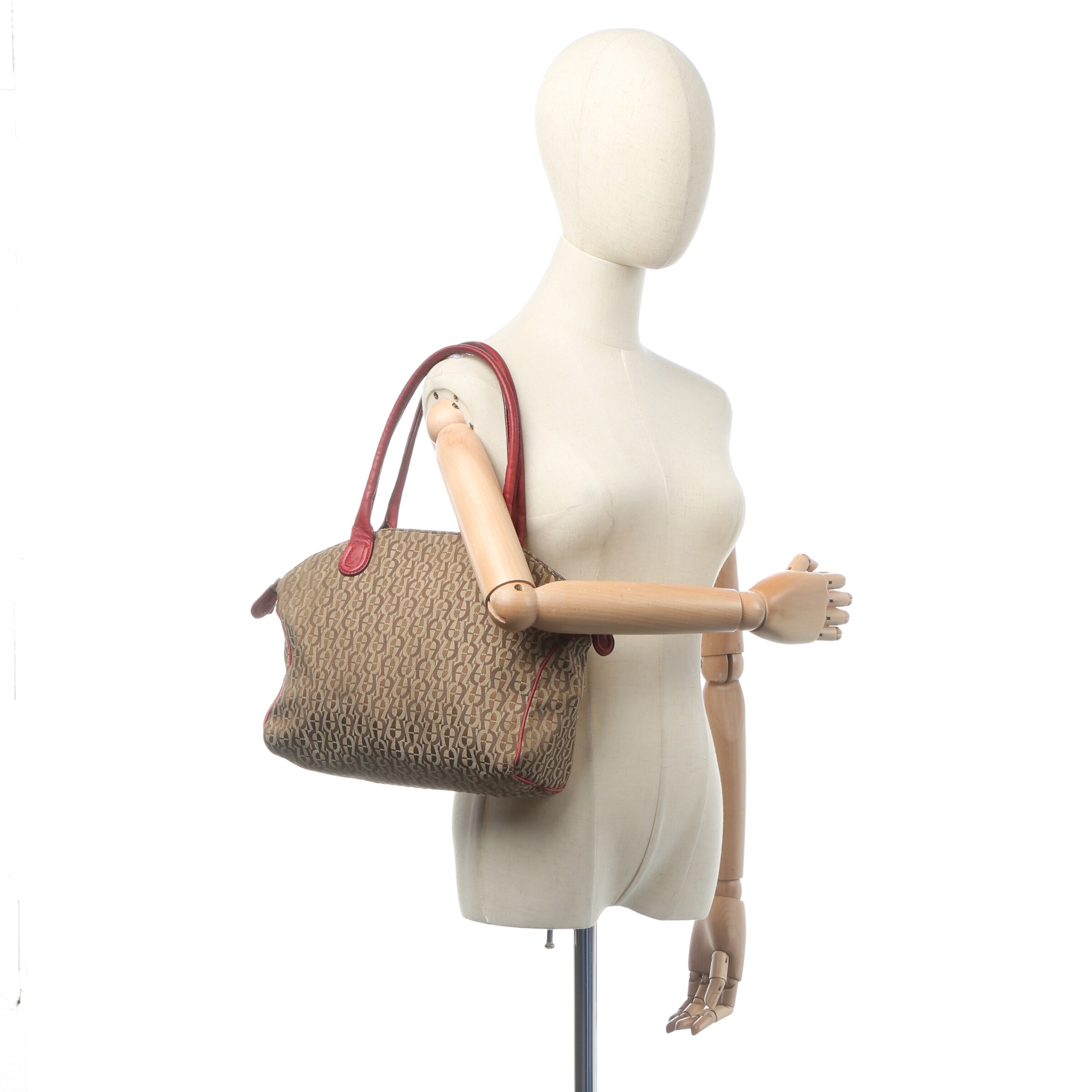 AIGNER Bag in One size in Brown