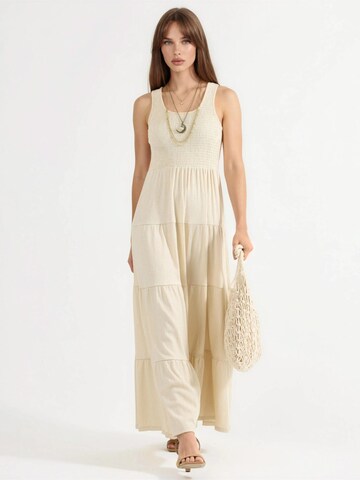 Abito 'Maxi' di Busem in beige