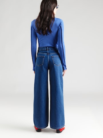 Wide Leg Jean 'Victoria' ABOUT YOU en bleu