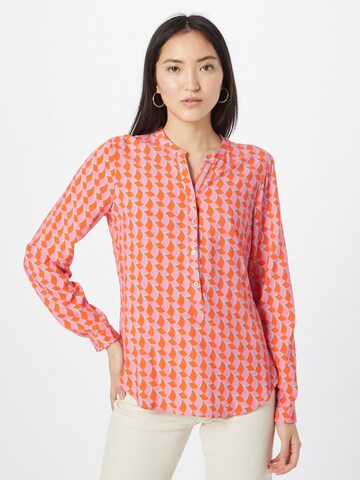 Emily Van Den Bergh Blouse in Oranje: voorkant