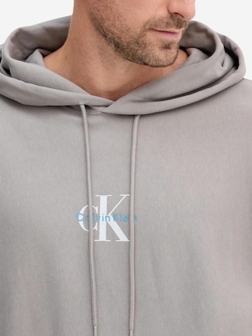Calvin Klein Jeans Sweatshirt 'LV04RC281G' in Grijs