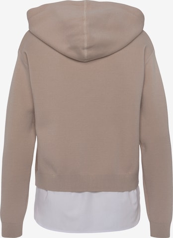 Pullover di VIVANCE in beige