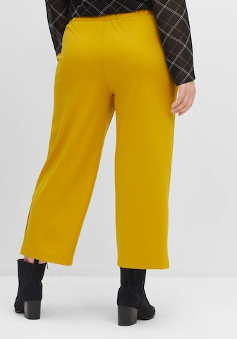 SHEEGO - Pierna ancha Pantalón en amarillo