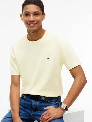 TOMMY HILFIGER Тениска 'ESS SEASONAL' в жълто: отпред