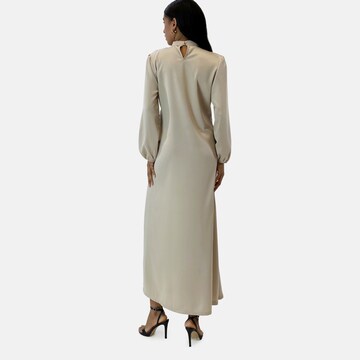 Abito 'Abaya' di Elara in beige