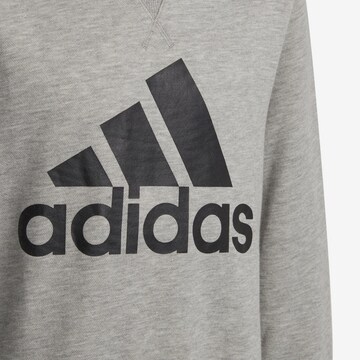 ADIDAS SPORTSWEARSportska sweater majica 'Essentials' - siva boja