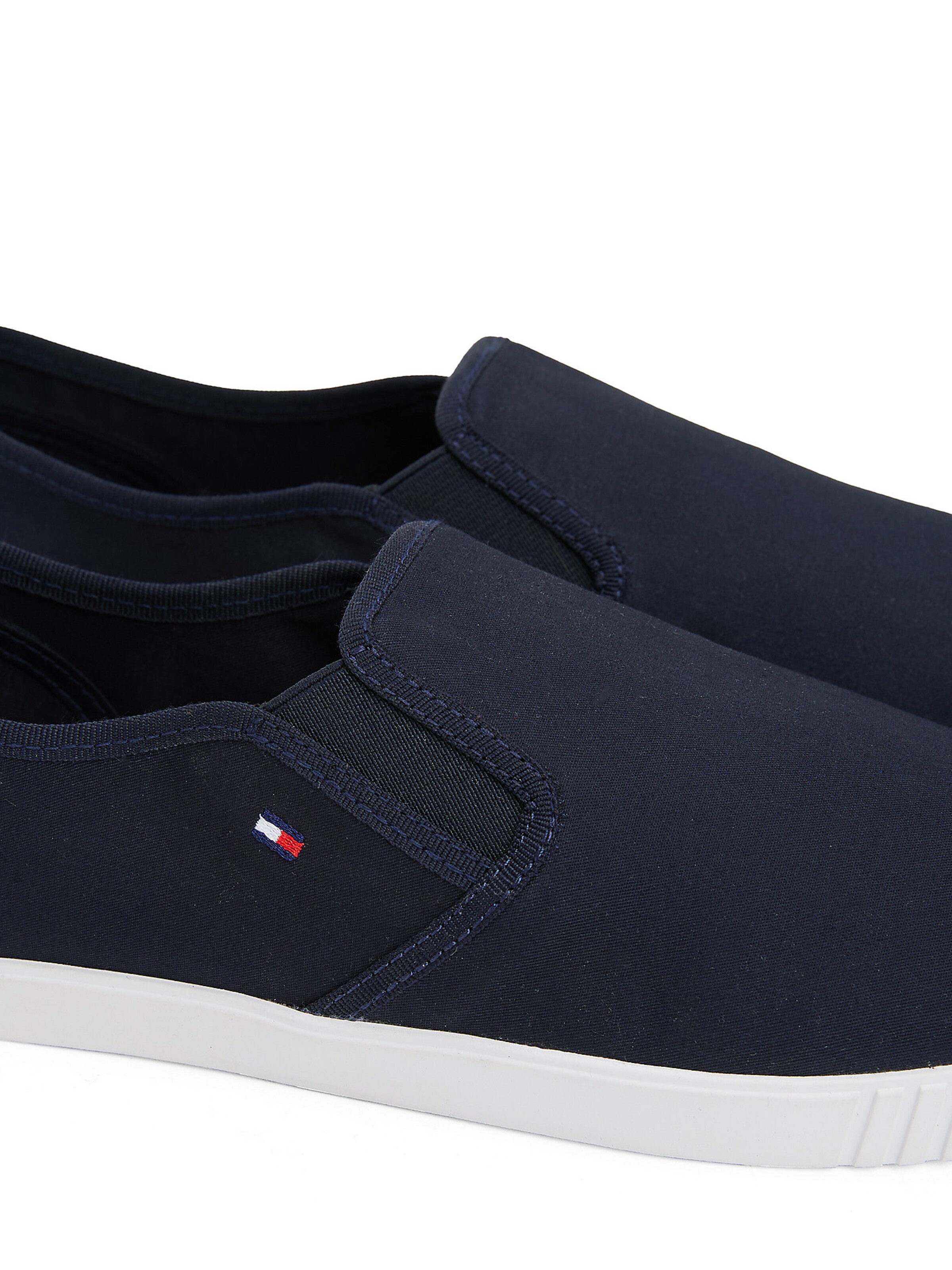 TOMMY HILFIGER Slip-on in Blauw