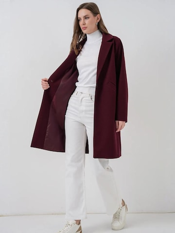 Bigdart Tussenmantel in Rood