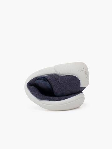 Pisamonas First-Step Shoes in Blue