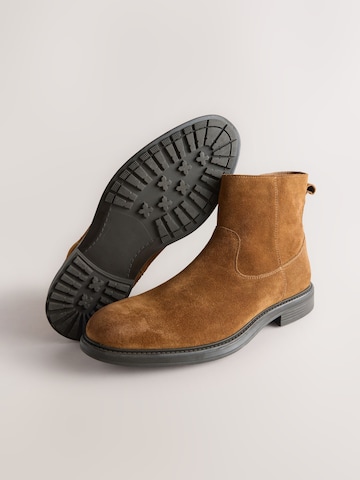 Next - Botas en marrón
