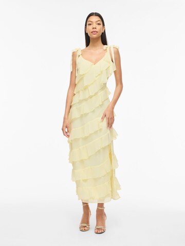 Abito 'VILuna' di VILA in giallo