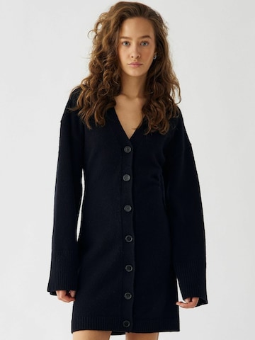 Noella Kjole ' Lenyxanna ' i sort: forside