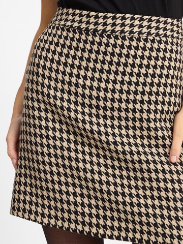 Marie Lund Rock in Beige