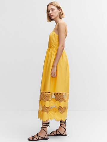 Robe d’été 'Borris' MANGO en jaune