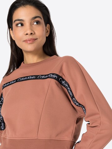 Calvin Klein Sport - Sweatshirt de desporto em castanho