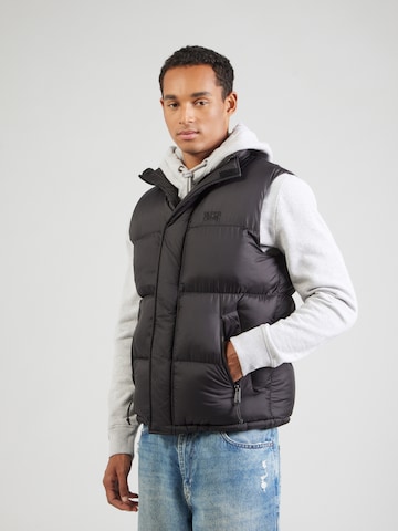 Vestă de la Superdry pe negru: față