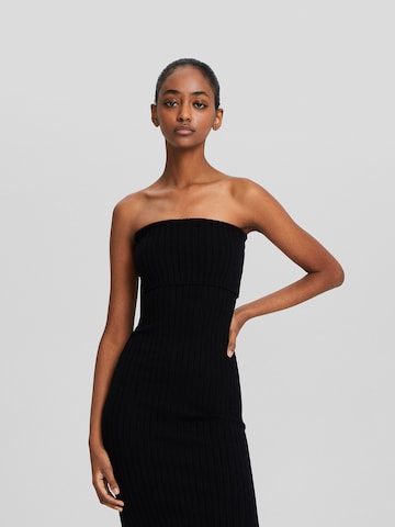 Bershka Kleid in Schwarz