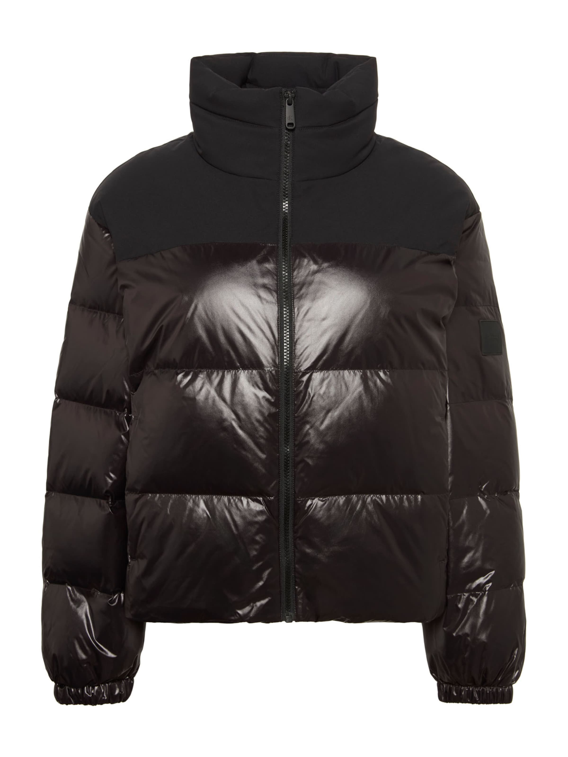 Calvin Klein Jeans Prechodná bunda - čierna, Produkt