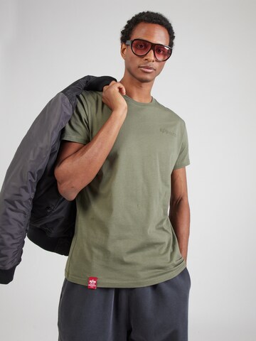 ALPHA INDUSTRIES T-Shirt 'Air Force Pilot' in Grün