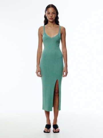 Rochie 'Qiara' de la EDITED pe verde