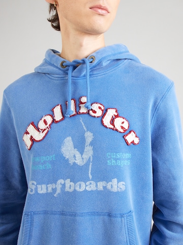 HOLLISTER Sweatshirt in Blau