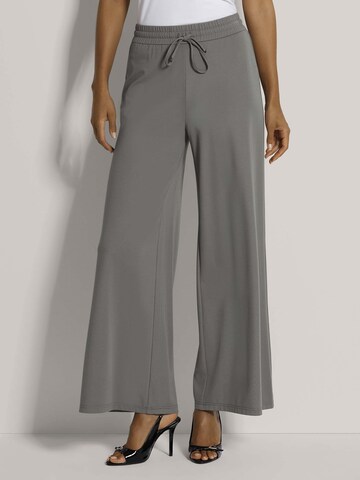 Wide Leg Pantalon MADELEINE en vert : devant