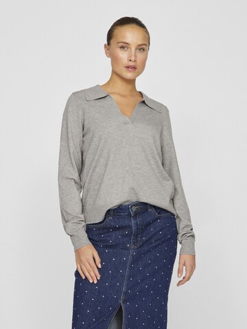 VILA Sweater in Grey: front