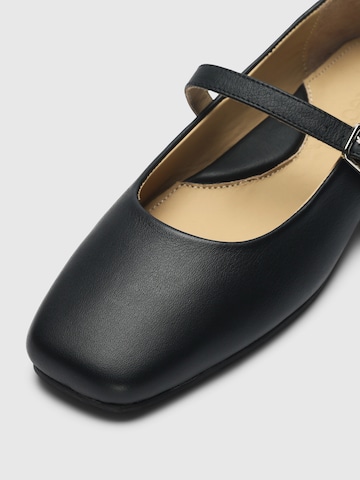 SELECTED Ballerina met riempjes 'SLFIRIS' in Zwart