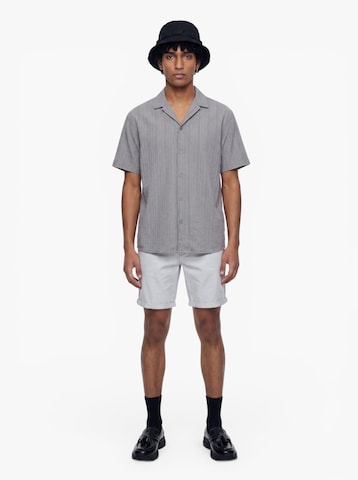 JACK & JONES Comfort fit Button Up Shirt 'JJETyson' in Grey