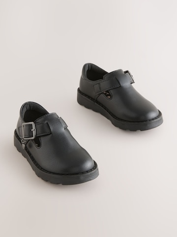 Next Low shoe in Black