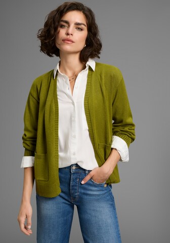 LAURA SCOTT Strickjacke in Grün: Vorderseite
