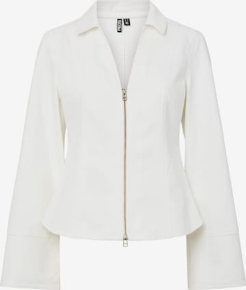 PIECES - Blusa 'PCFlora' en blanco: frente